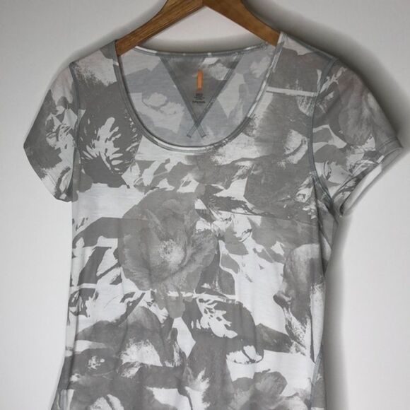 Lucy Grey and White Floral Top, XS - Picture 1 of 5